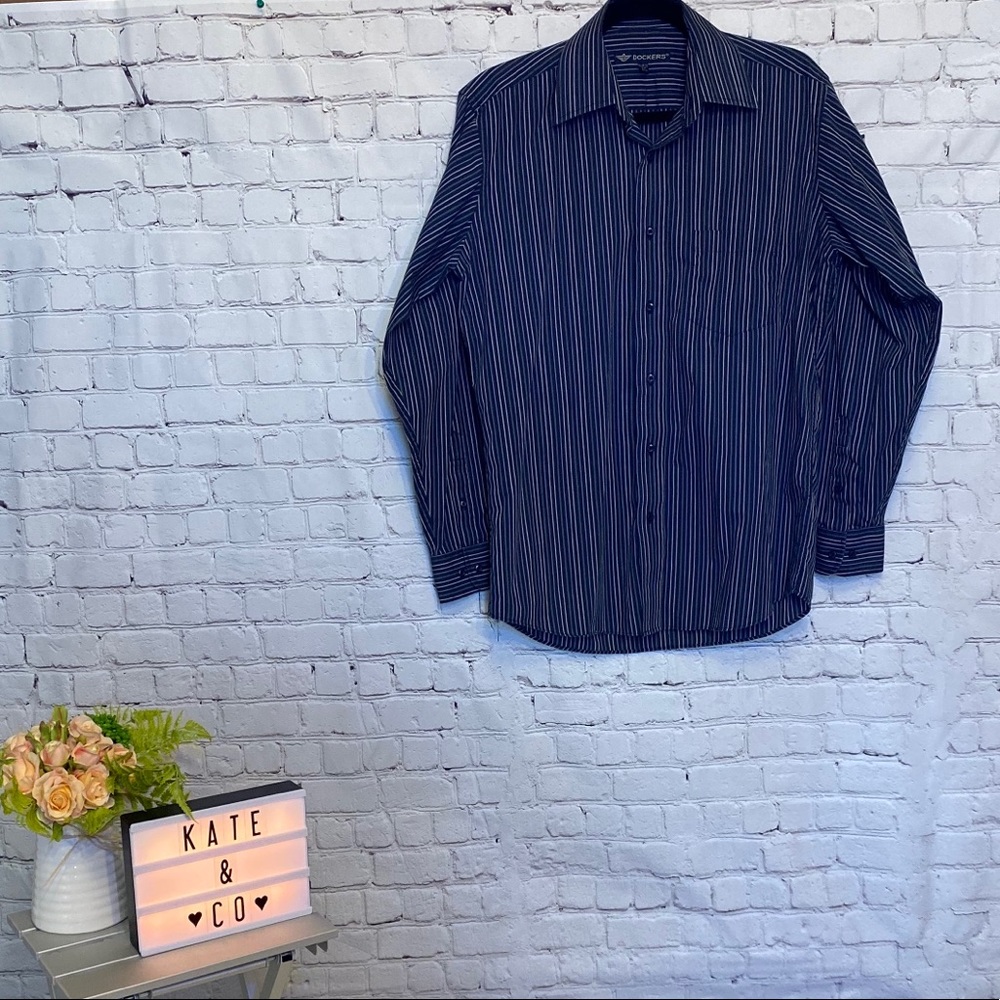 Dockers Men’s Dress Shirt - Picture 2 of 4